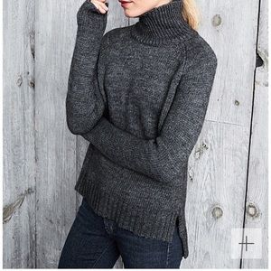 *GARNET HILL* Grey Wool Sweater